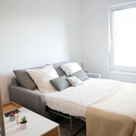 Stud Confort Centre Ville 4Pers Saint-Quentin  Exteriör bild