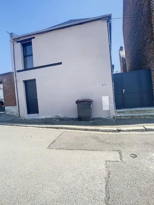Stud Confort Centre Ville 4Pers Saint-Quentin  Exteriör bild