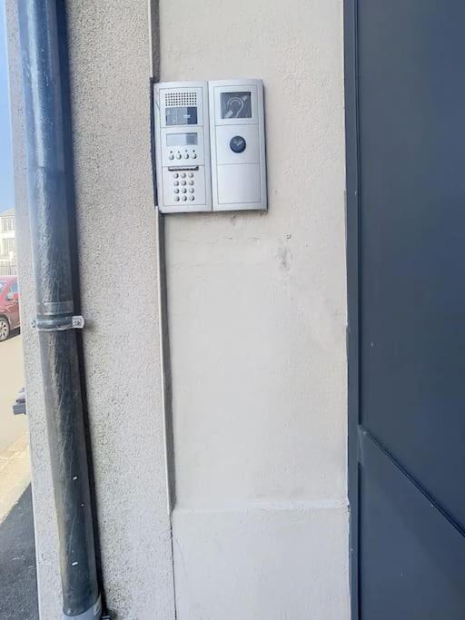 Stud Confort Centre Ville 4Pers Saint-Quentin  Exteriör bild